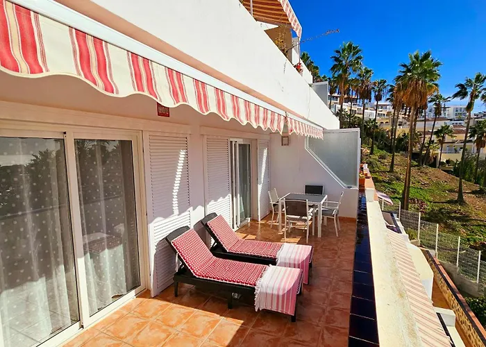 Apartment Cozy Sea Views In