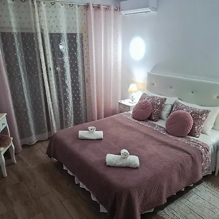 Cozy Sea Views In アパート